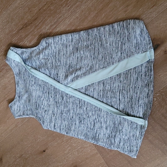 90 degree by reflex tank - Picture 2 of 2